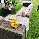 Semesterbostad Central Guest House