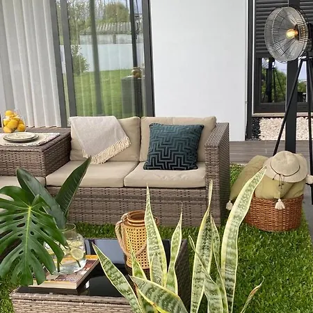 Central Guest House Holiday home *