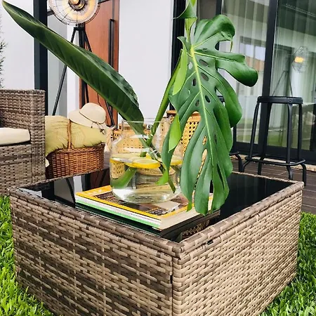 Central Guest House Ferienhaus Neiva