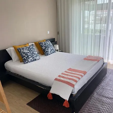 בית נופש Central Guest House Neiva