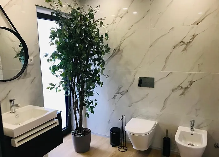 Central Guest House Casa de Férias